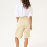 Vary Wide Shoulder Tee
